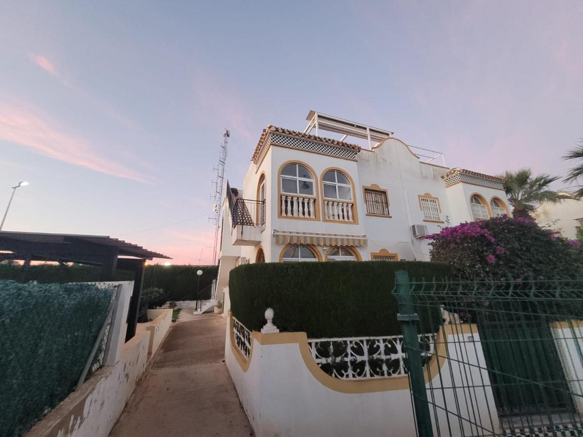 Villa Susana تورّيفيِخا المظهر الخارجي الصورة